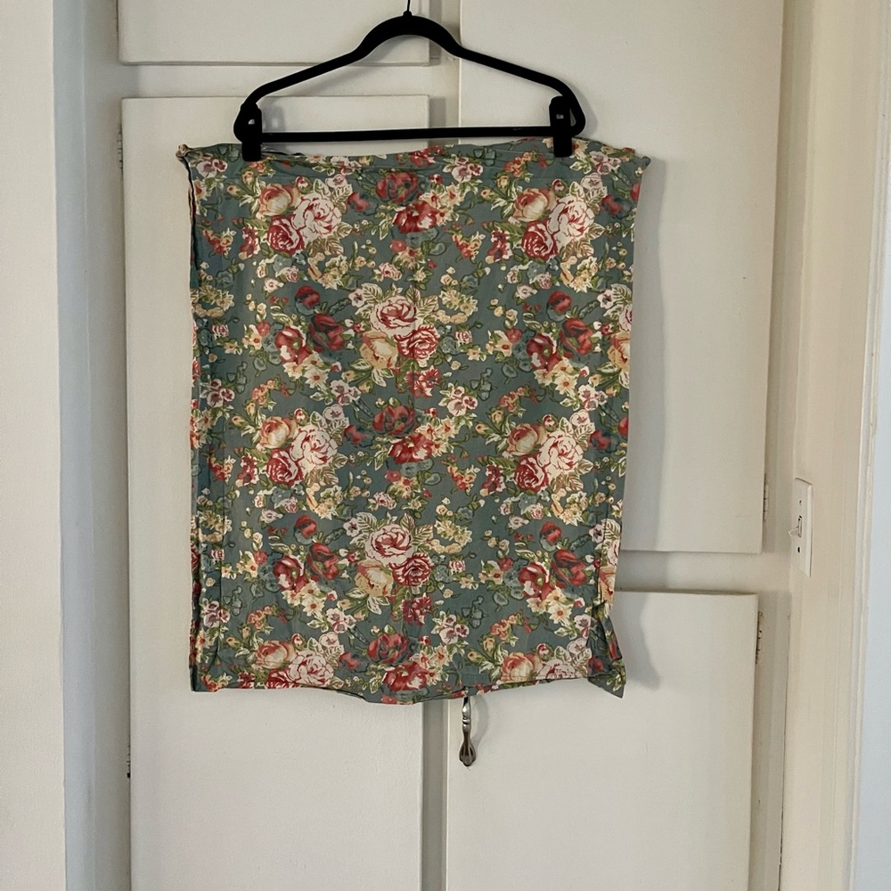 Pottery Barn Pillow Case Set